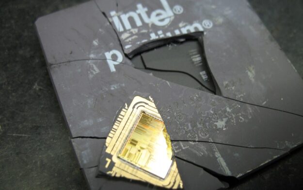 intel_processor_cpu_broken_cracked_27567_3840x2400
