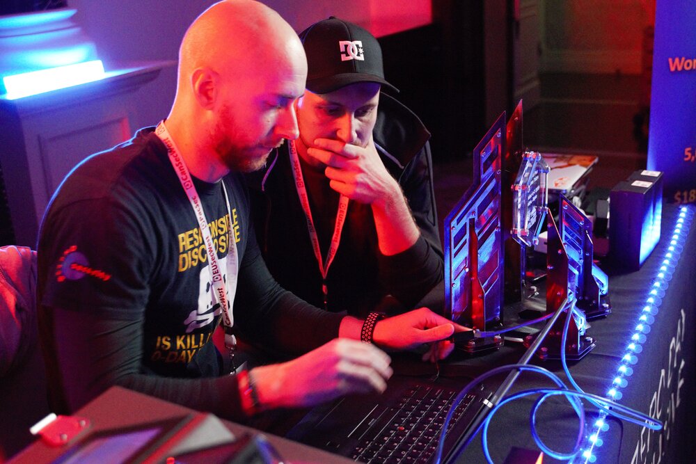 Samsung-Xiaomi-y-TP-Link-caen-en-el-Pwn2Own-Tokyo-2019