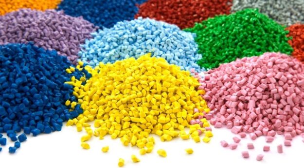 Plasticos-via-Canva-1080×600