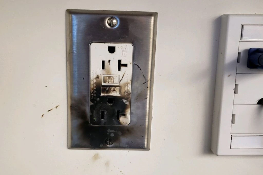 Corto Electrico