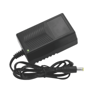 Fuente de alimentación regulada EPCOM Powerline De 12V 3A 36W Entrada 100-240VAC - P12DC3A