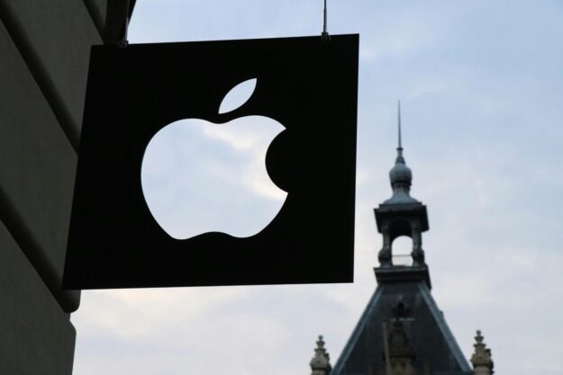 apple-logo-medhat-dawoud